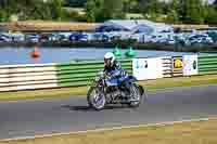 Vintage-motorcycle-club;eventdigitalimages;mallory-park;mallory-park-trackday-photographs;no-limits-trackdays;peter-wileman-photography;trackday-digital-images;trackday-photos;vmcc-festival-1000-bikes-photographs